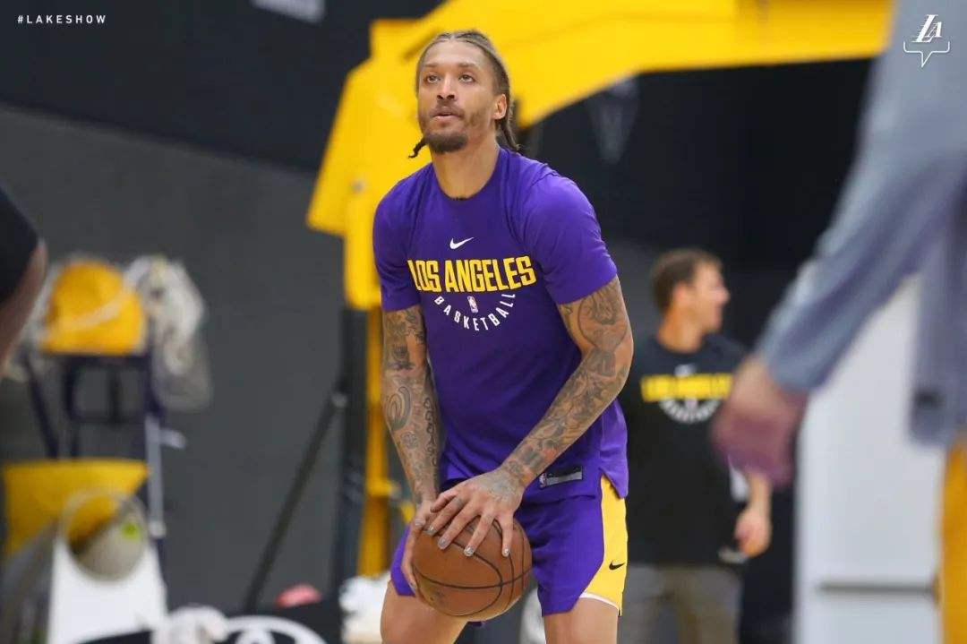 比斯利的天赋是真好,不用多湖人每场给15分钟就行__凤凰网