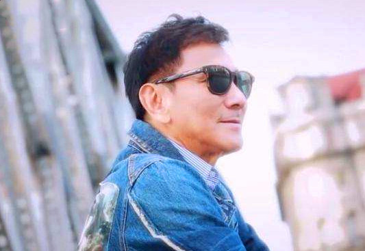 豪门父子闹矛盾,吴尊现场训父亲,吴景添:真严格__凤凰网