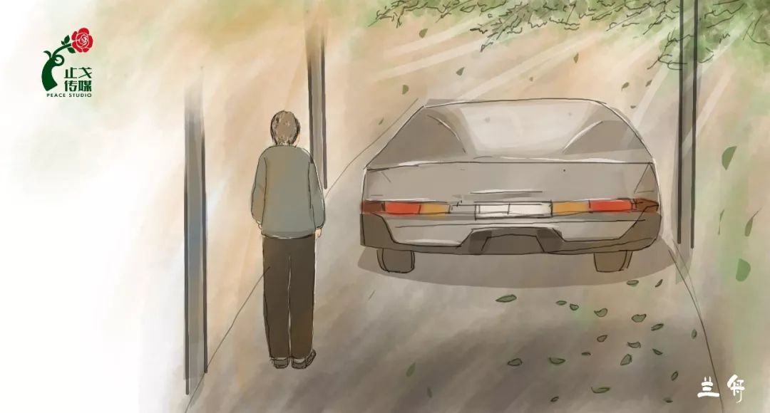 父亲在寒冷的晨风中,一个人孤零零的站着,目送我们离开.