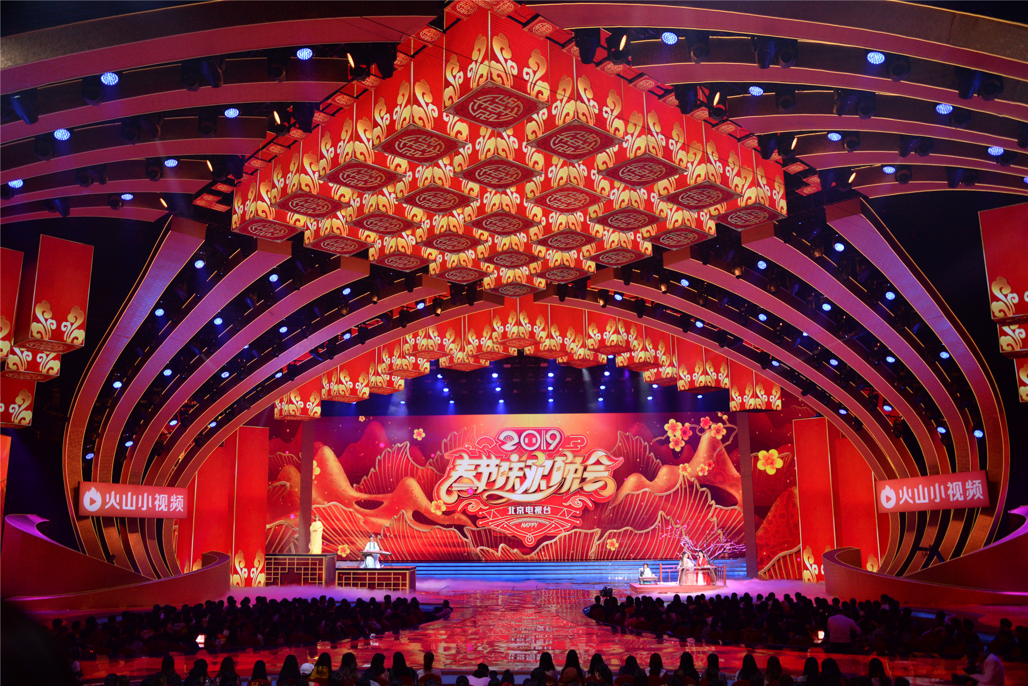 我爱我家掀起回忆杀,北京春晚全国收视六连冠