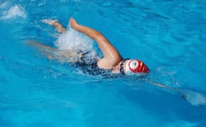 "游泳将正式纳入中考必考项目"?教育部回应了!