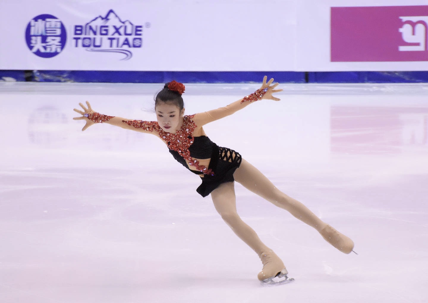 安香怡夺冠仍不满,自嘲只能给俄罗斯选手打洗脚水__凤凰网