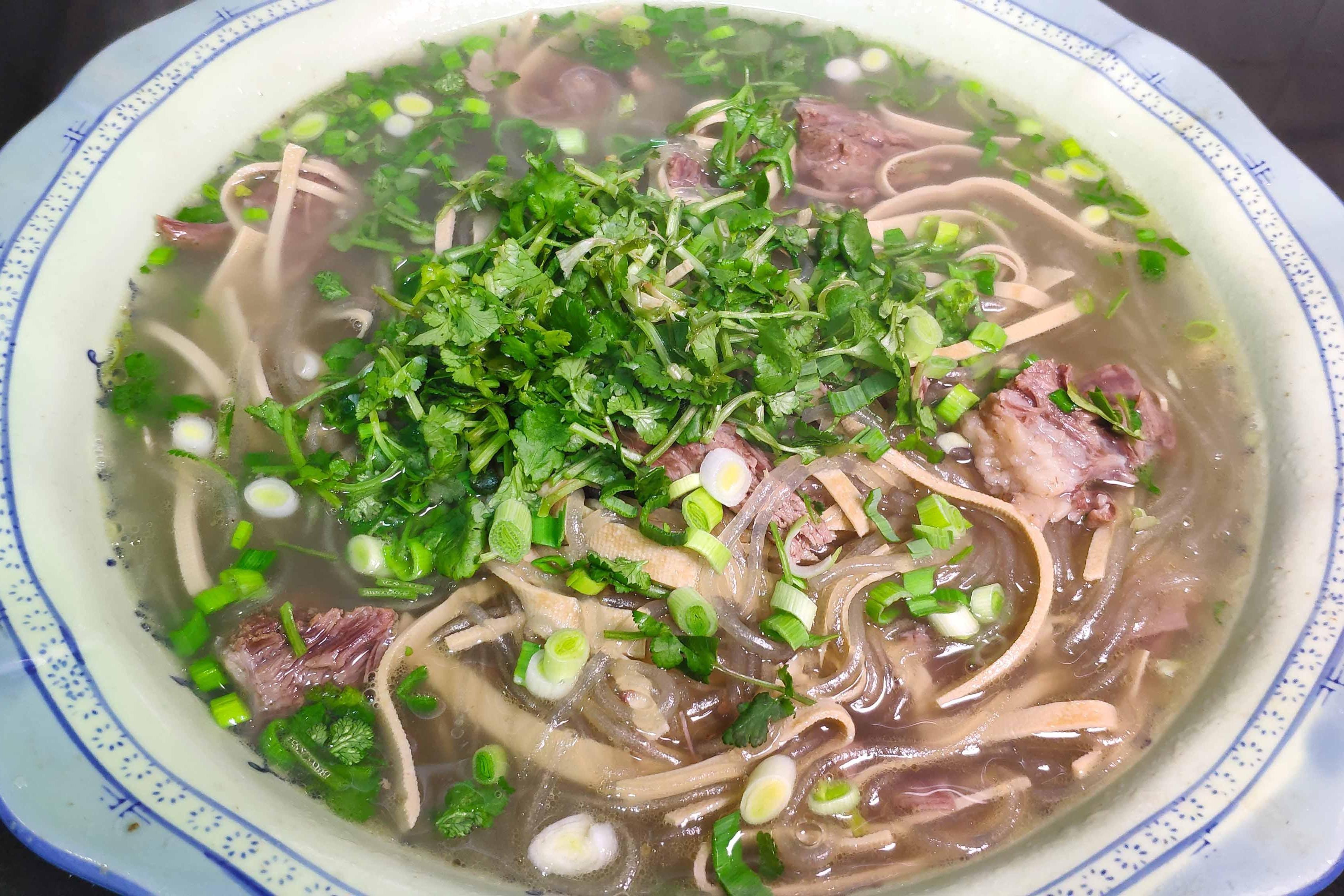 牛肉汤怎么做(牛肉汤怎么做好吃又简单)