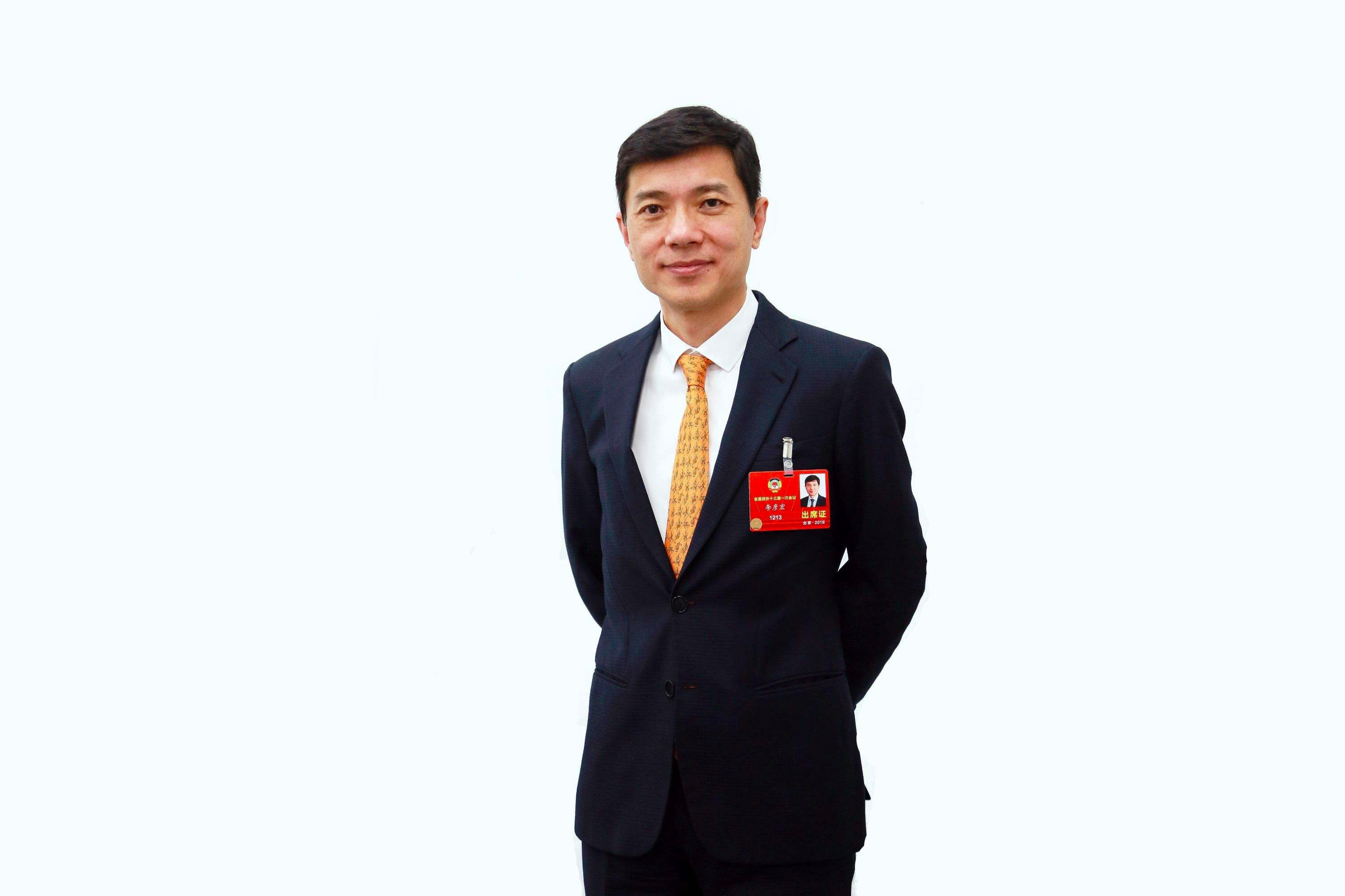 作为一个理工男,李彦宏希望用技术解决现实民生问题,他表示"头五年我