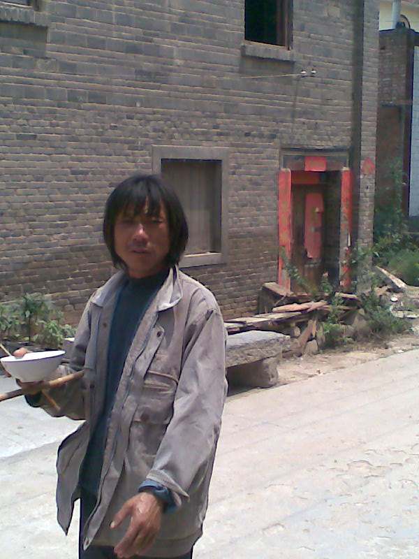 农村里的真实故事,人生竟然还能活出这种境界,佩服!__凤凰网