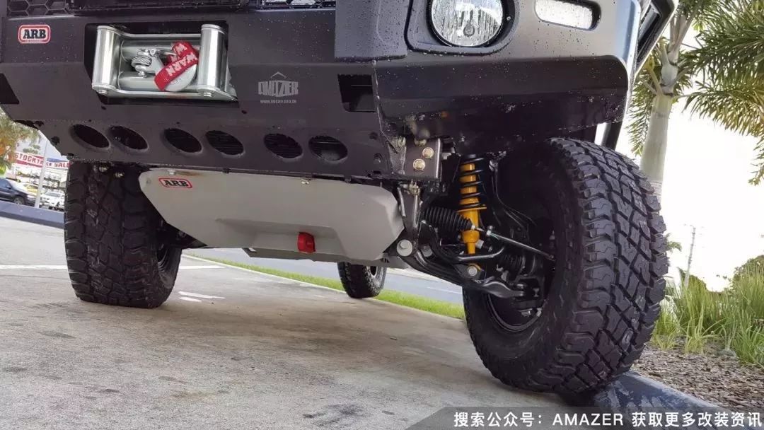 白色福特Ford Ranger的ARB改装__凤凰网