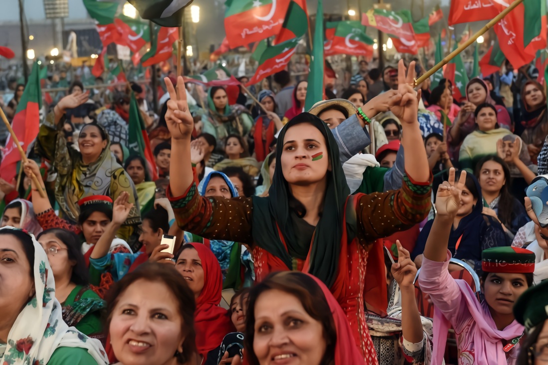 巴基斯坦火烧眉毛之际,中东大国仗义相助,印度或将迎来劲敌