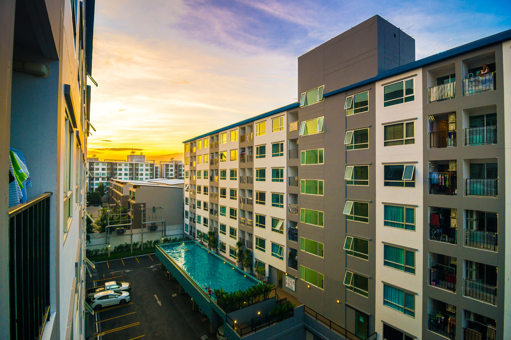 长租公寓的兴困与解