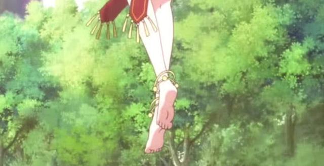 喜欢赤裸着玉足的三位国漫少女,她穿鞋是俊男,光脚是女神