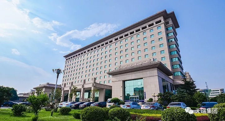 东方风来满眼春我和天瑞不可分