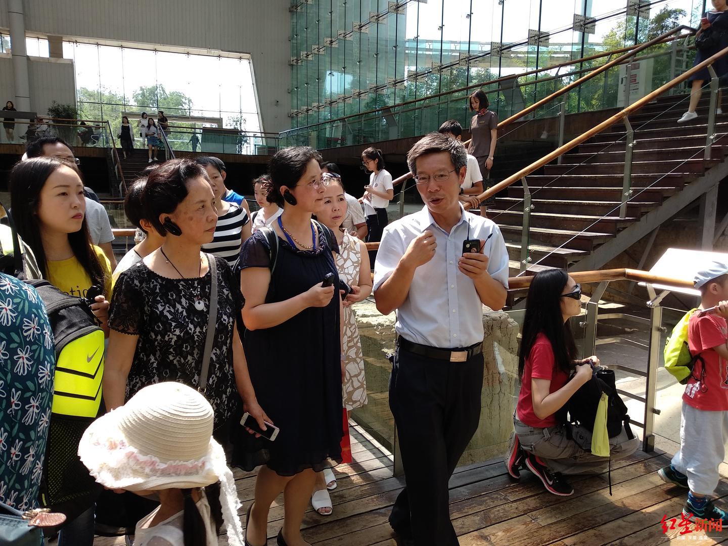 想了解金沙遺址博物館鎮館之寶嗎館長朱章義幫你揭開其面紗