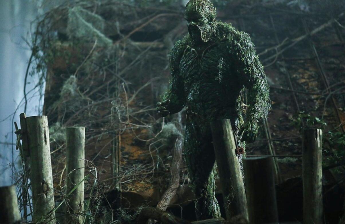 imdb高达90分dc恐怖影集沼泽怪物上映一集后却宣布腰斩