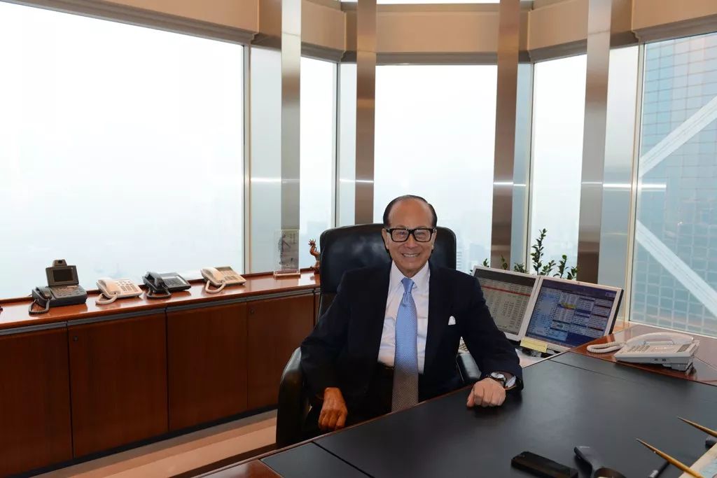 有品位人的办公室,都会有一些极品收藏!