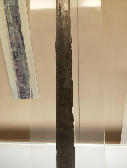 青铜剑长了会咋样?吴王光剑哭着说会摔成三段_凤凰网