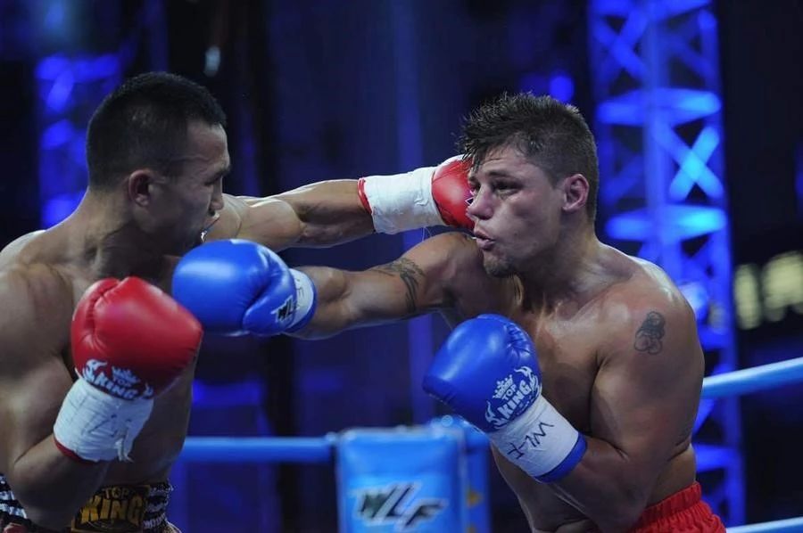 那一年,一龙惜败播求武林风济源站,一龙与播求越战三年,愿望终于达成