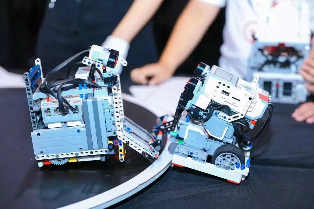 robotex世界机器人大赛亚洲赛火热招募!给你的假期加点料!