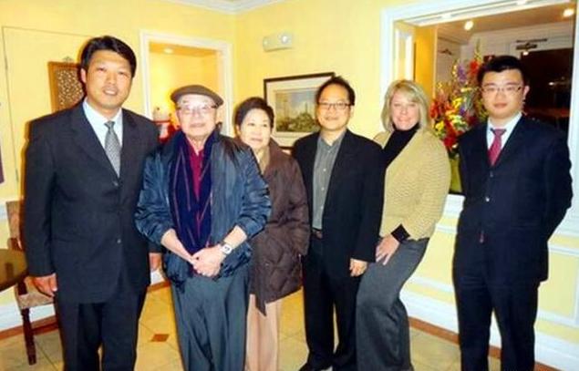 张学良唯一活着的儿子,反对文章扮演父亲,原因很尴尬__凤凰网
