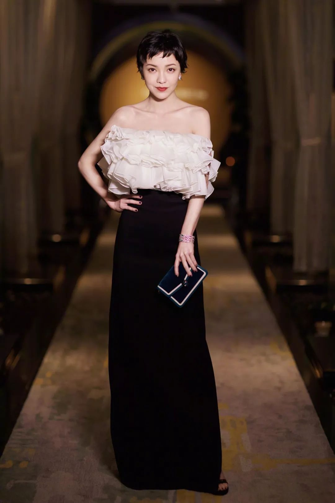 没有郭采洁的天然立体五官不妨我们自己打造一个