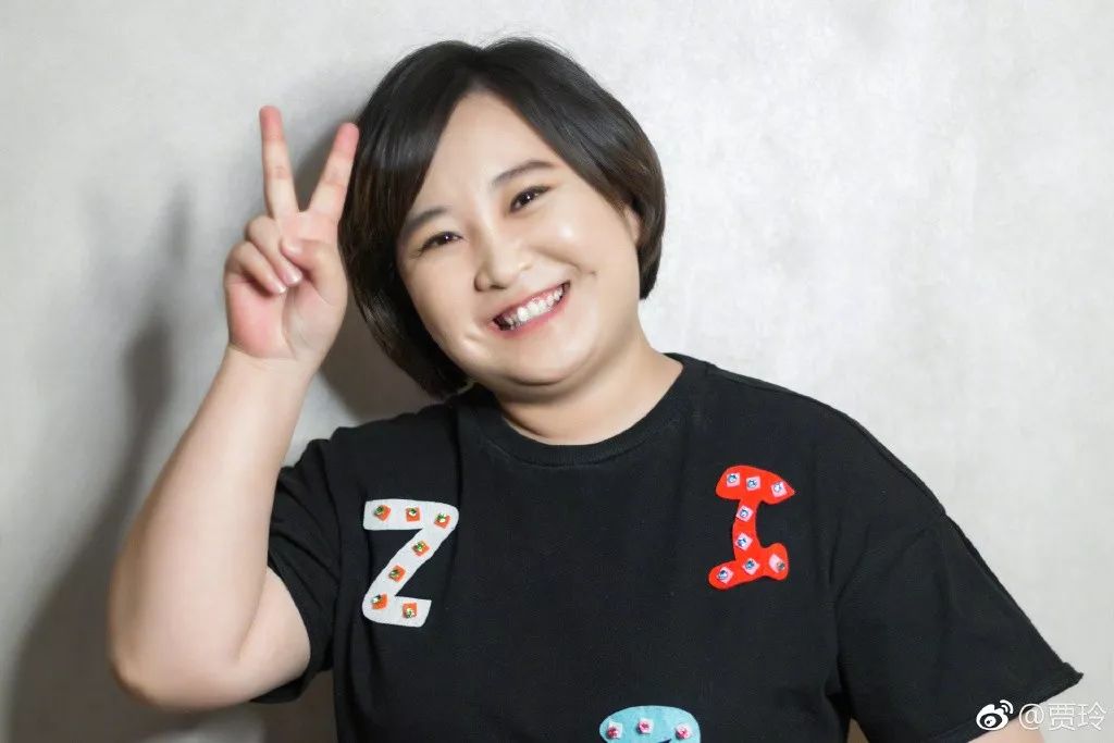 (保护我方姨太扒爷,小婊贝们都低调吃瓜,评论中千万 不要打出姓名昂!
