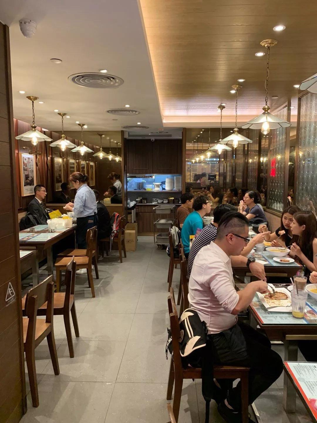 香港旺角老牌冰厅空降魔都，一火就是46年！_凤凰网美食_凤凰网