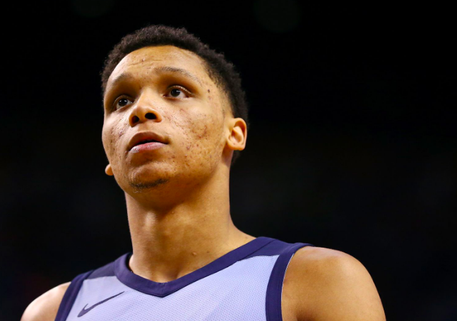 nba 正文原标题:官方:灰熊已经从发展联盟召回伊万-拉布