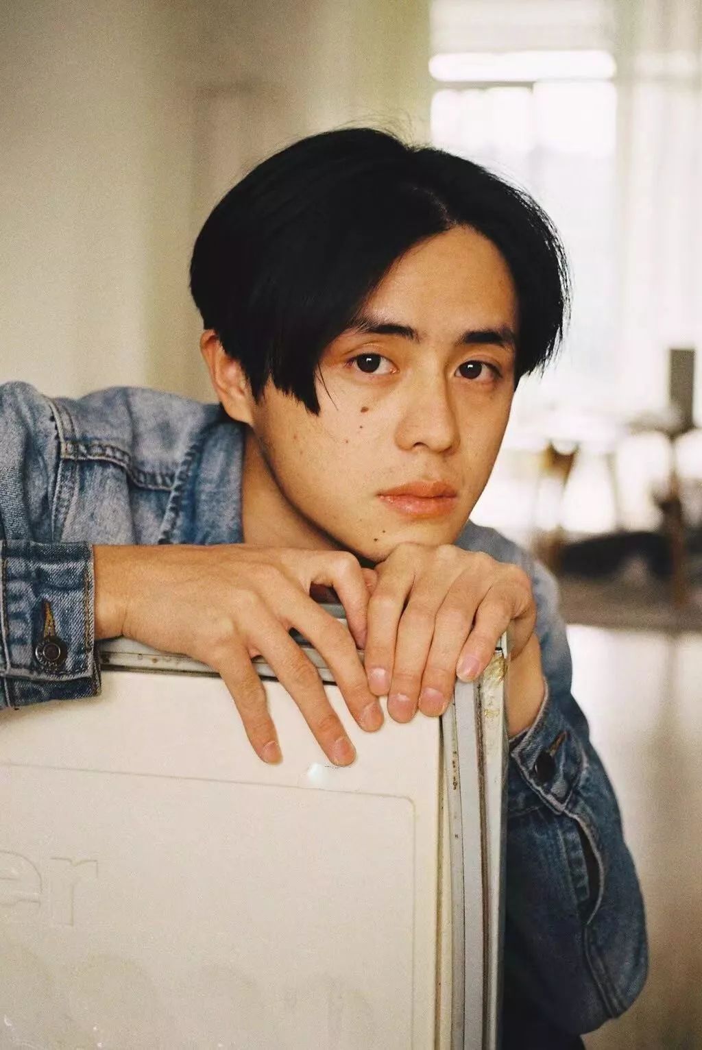 男生这样拍路人甲秒变行走的画报