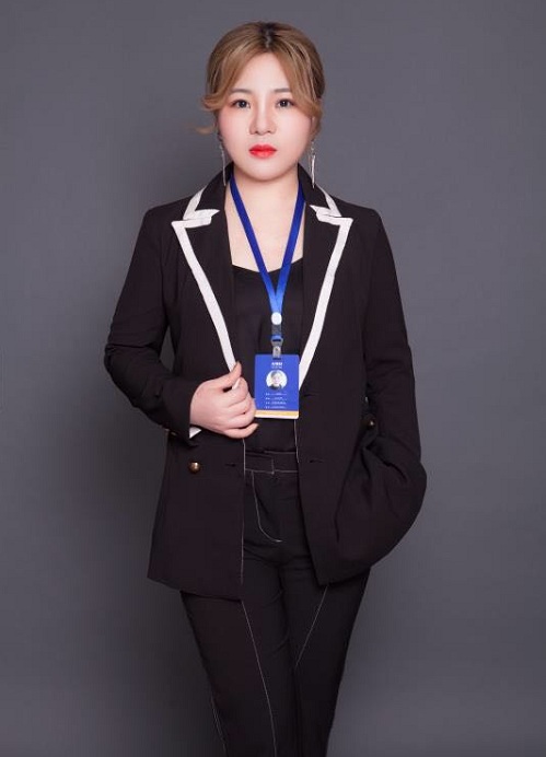 刘文慧:想通过自己的努力,站在高处看看远方的风景!__凤凰网