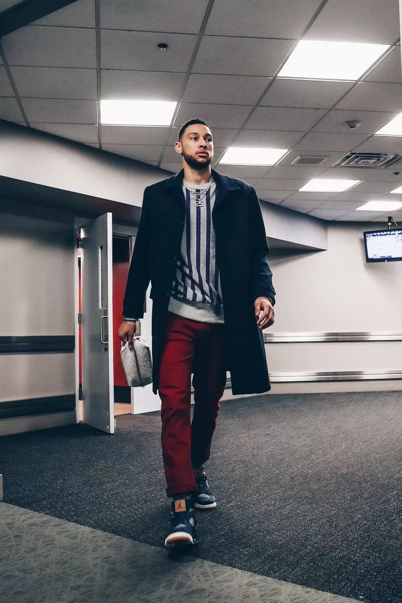 将头发梳成大人模样再穿上西装owxaj1