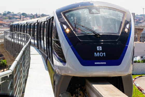 全球首条庞巴迪单轨列车发生事故无人驾驶还需完善