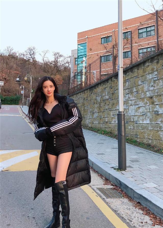 大长腿真是吸引人__凤凰网