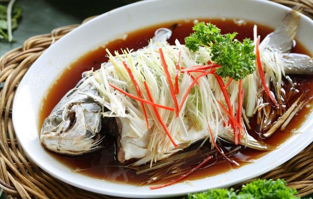 清蒸鱼这样做可以取腥味