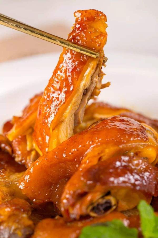 广东豉油鸡做法步骤,做好这两点,肉嫩骨滑味道鲜美!__凤凰网