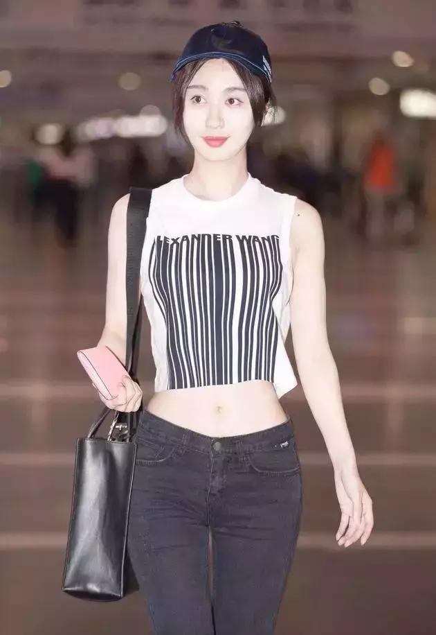 娱乐圈女明星的有多细赵丽颖腰宽18厘米唐艺昕腰宽19厘米
