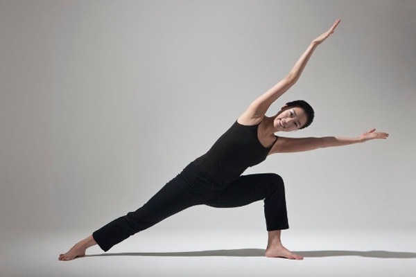 反重力瑜伽有什么好处呢?__凤凰网