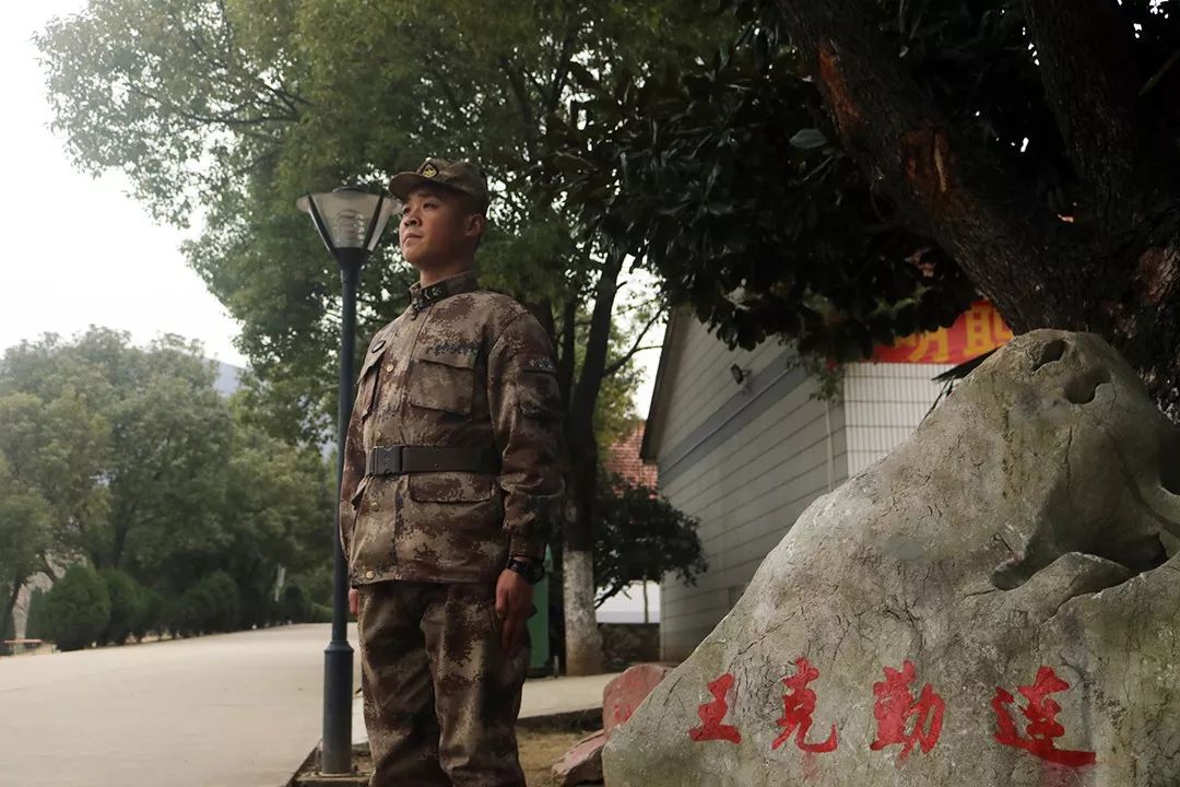 这个班长咋这么牛?