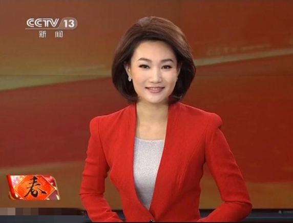 央视主播李梓萌摘掉假发后竟是这般模样网友换我也受不了