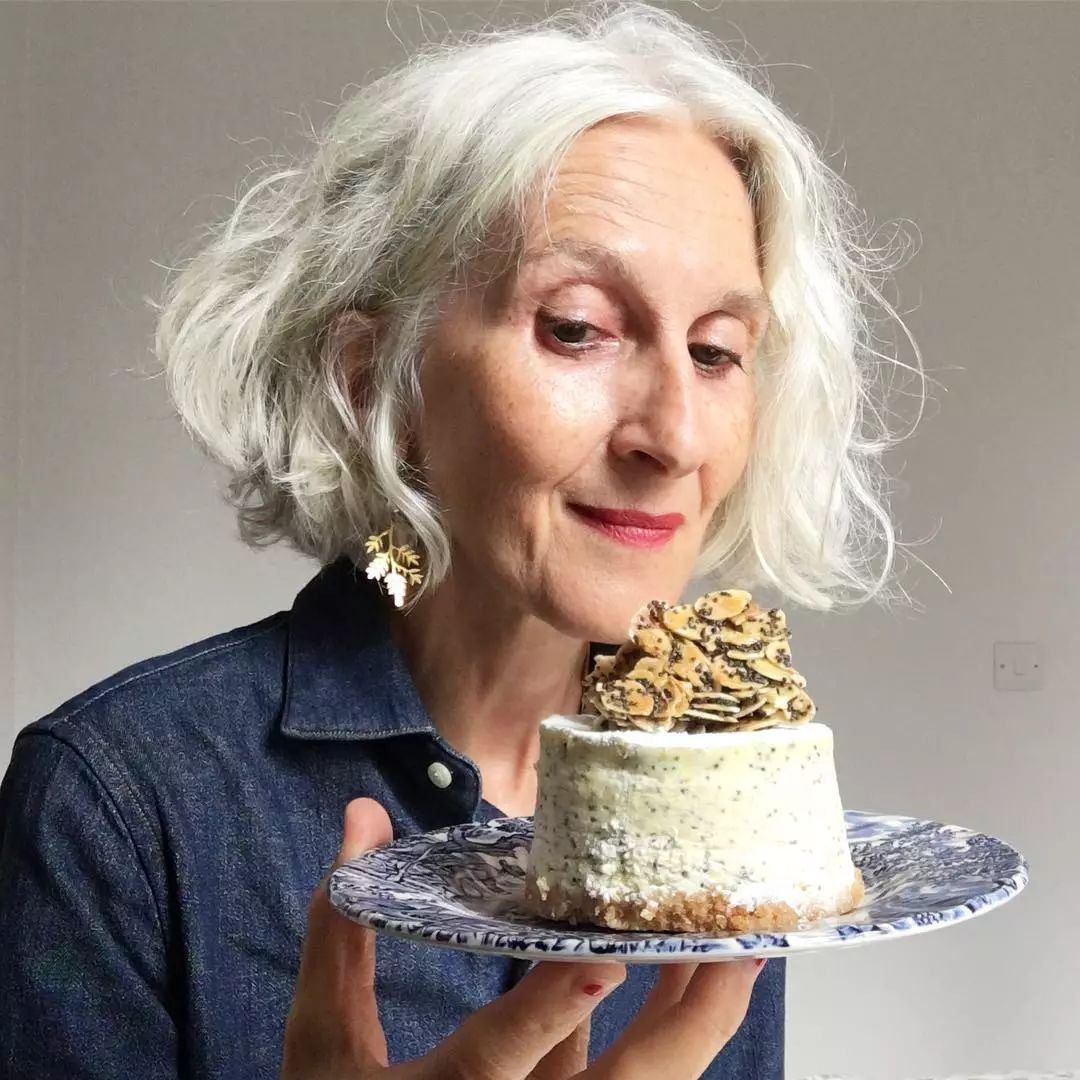 sylviane就会 每天骑自行车