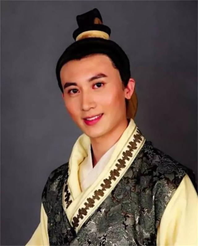 2019第一雷剧,拉20多位实力大咖强捧男主,背景不凡但丑出天际