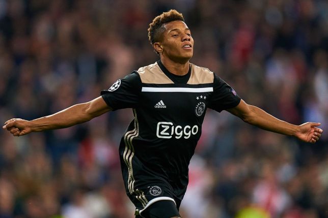 继续挖贾府小妖法媒巴黎有意巴西前锋内雷斯