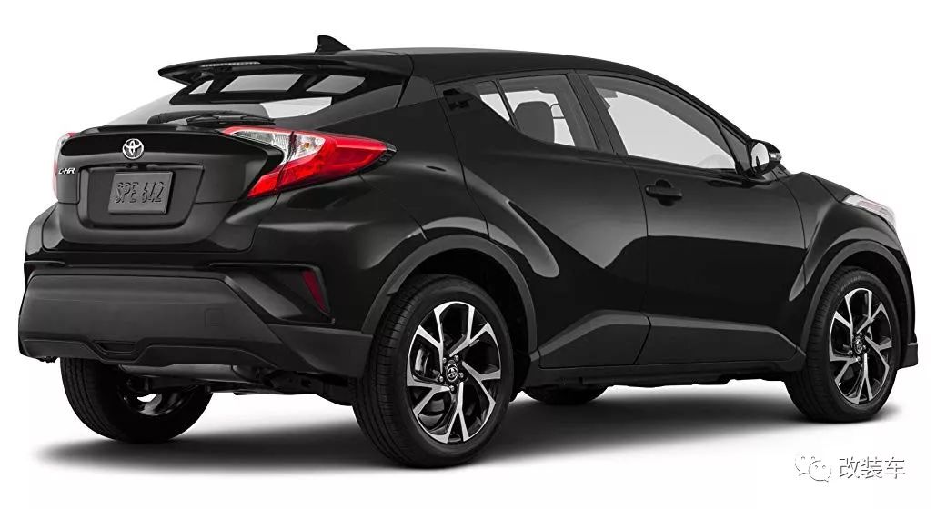 小型suv也能打造黑武士风格,丰田c-hr改装后真的是颜值逼人!