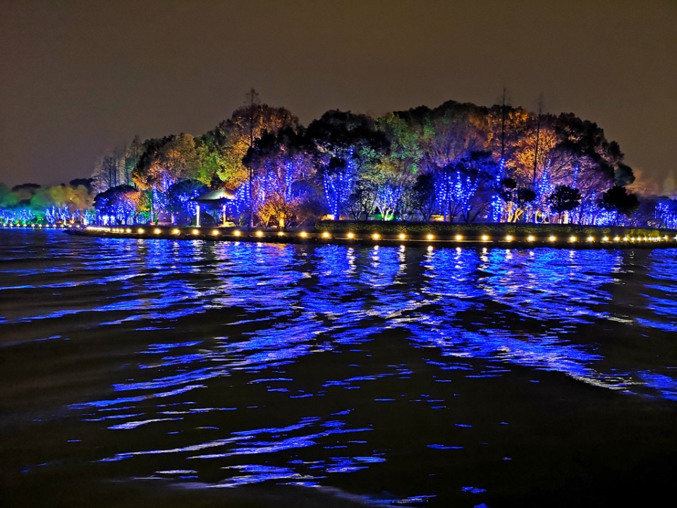 无与伦比的苏式风情苏州金鸡湖畔的绝美夜景