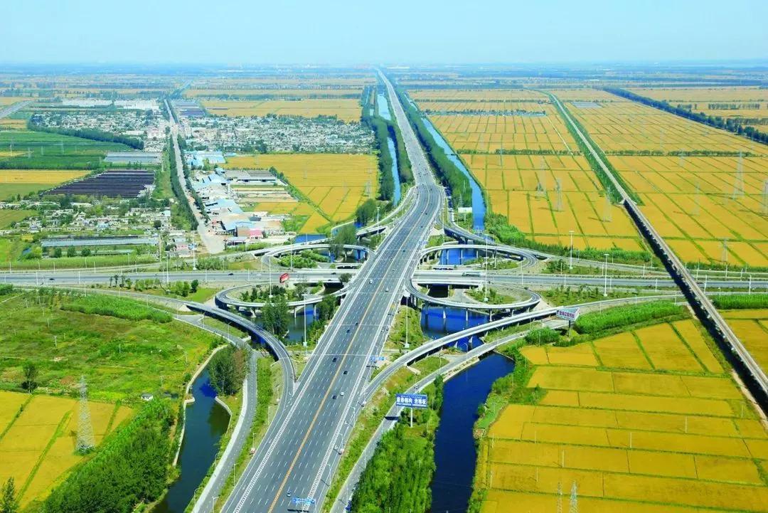 乘火车,沟海铁路,秦沈客运专线,哈大高铁盘营客运专线和京沈高铁盘朝