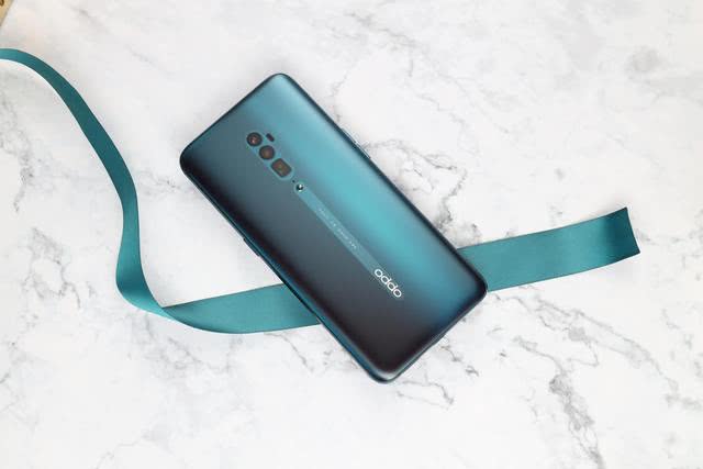 855旗舰基本到位,oppo reno为何更值得入手