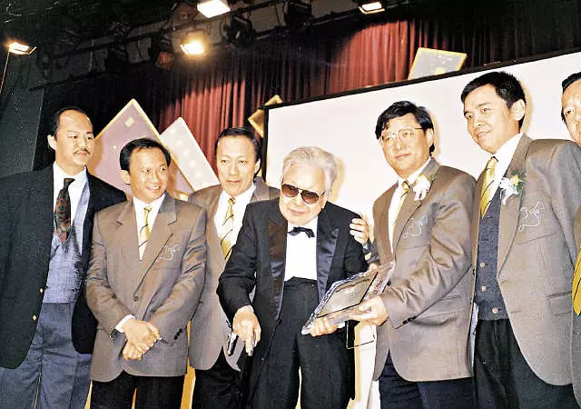 王晶老爸、张彻和胡金铨都有“徒孙”,却都不如徐克“徒孙”厉害__凤凰网