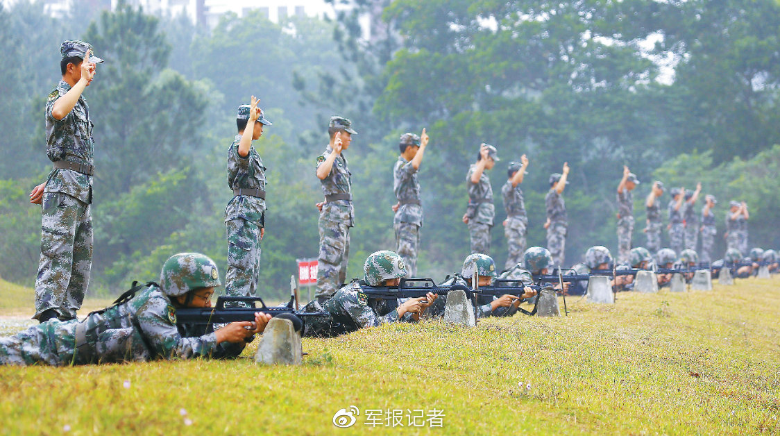 陆军首次组织全体官兵军事训练等级考评