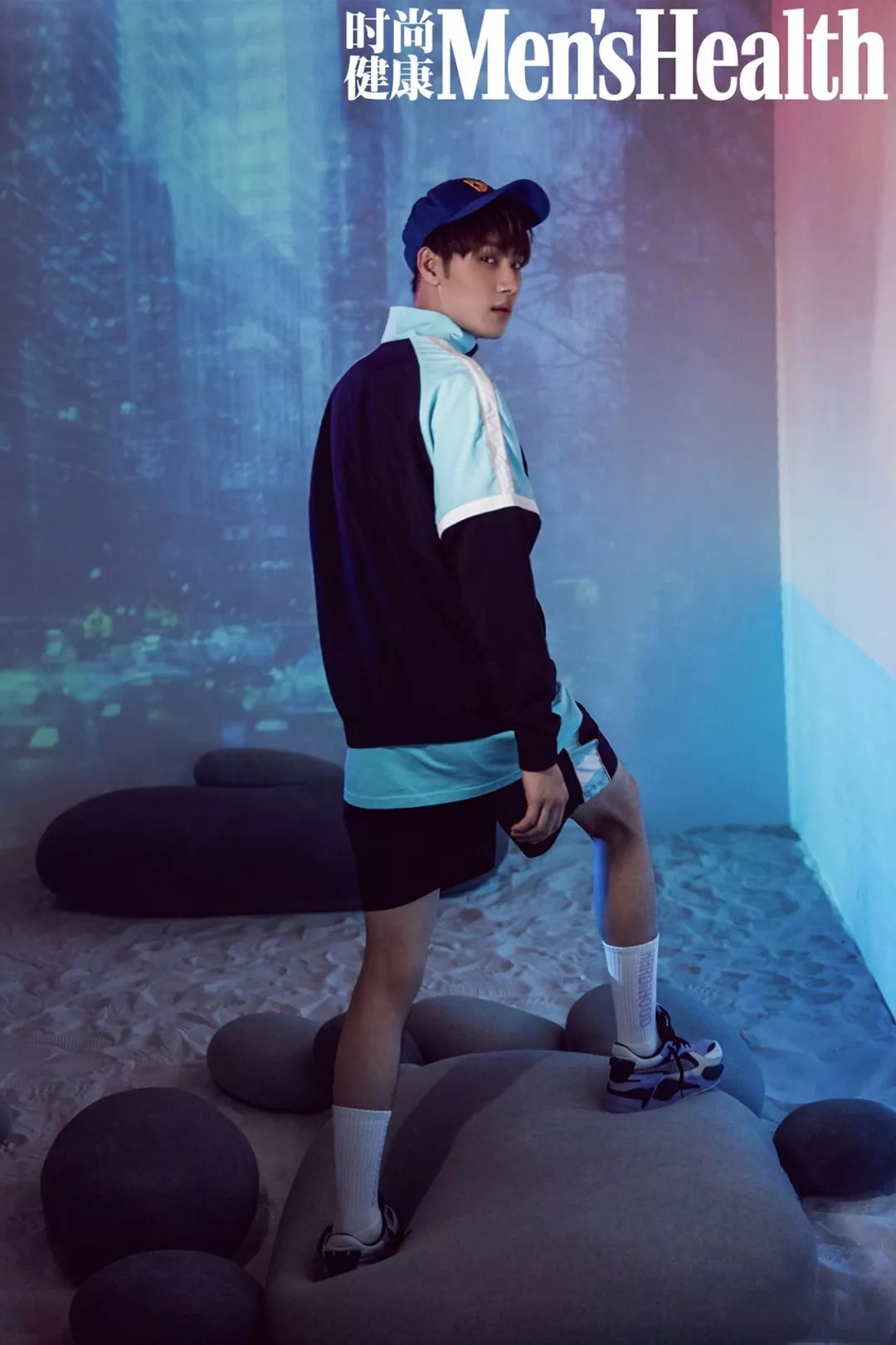 青年演员陈子由演绎时尚健康5月刊