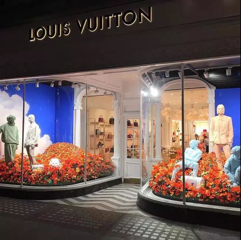 lv我这该死的橱窗魅力