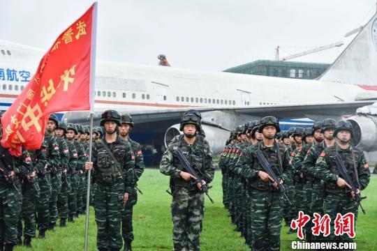 武警福建总队厦门片区魔鬼周极限训练拉开序幕
