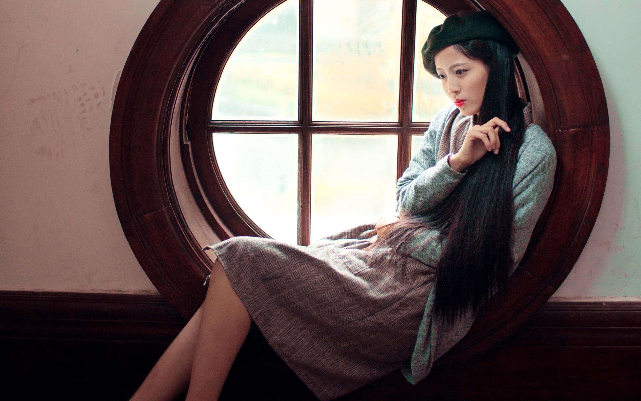 追求女生时,男生做这三个小动作,会被认为轻浮,改不掉难觅爱情