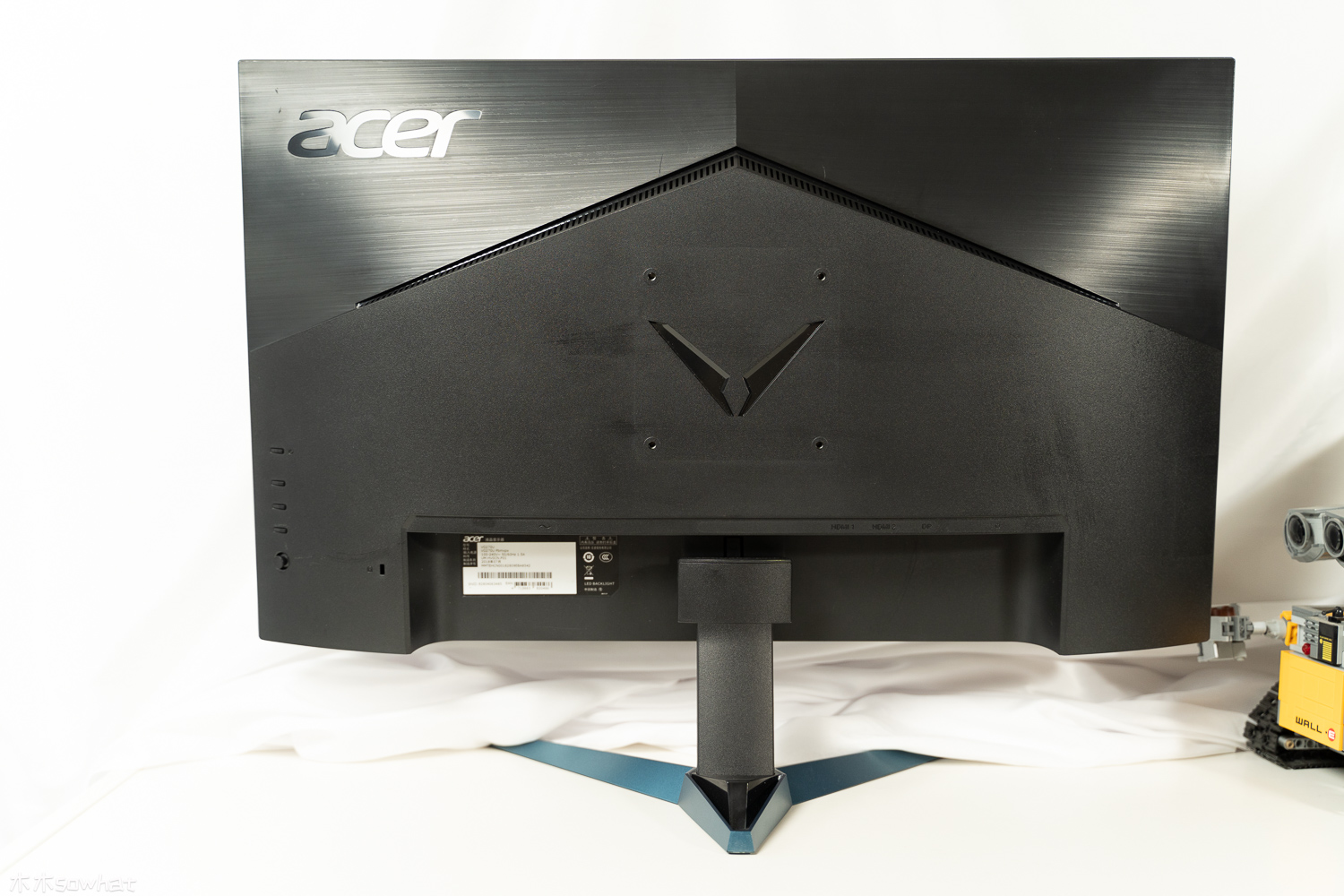 色彩棒,更流畅——宏碁(acer)暗影骑士vg270u p电竞显示器体验